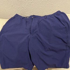 Under Armour Golf Shorts size 34
